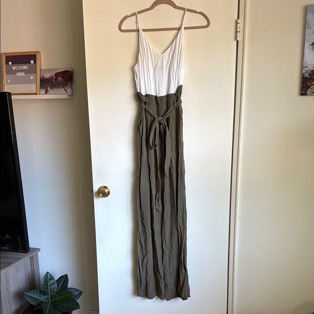 Elegant White and Olive Jumpsuit